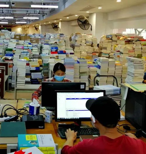 深圳临时馆上架1